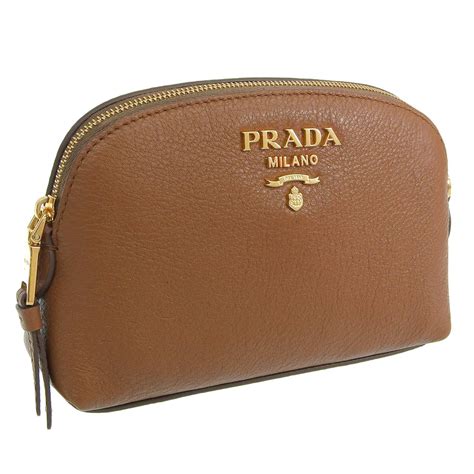 【プラダ レディース】レザー アクセサリー & 小物｜PRADA.